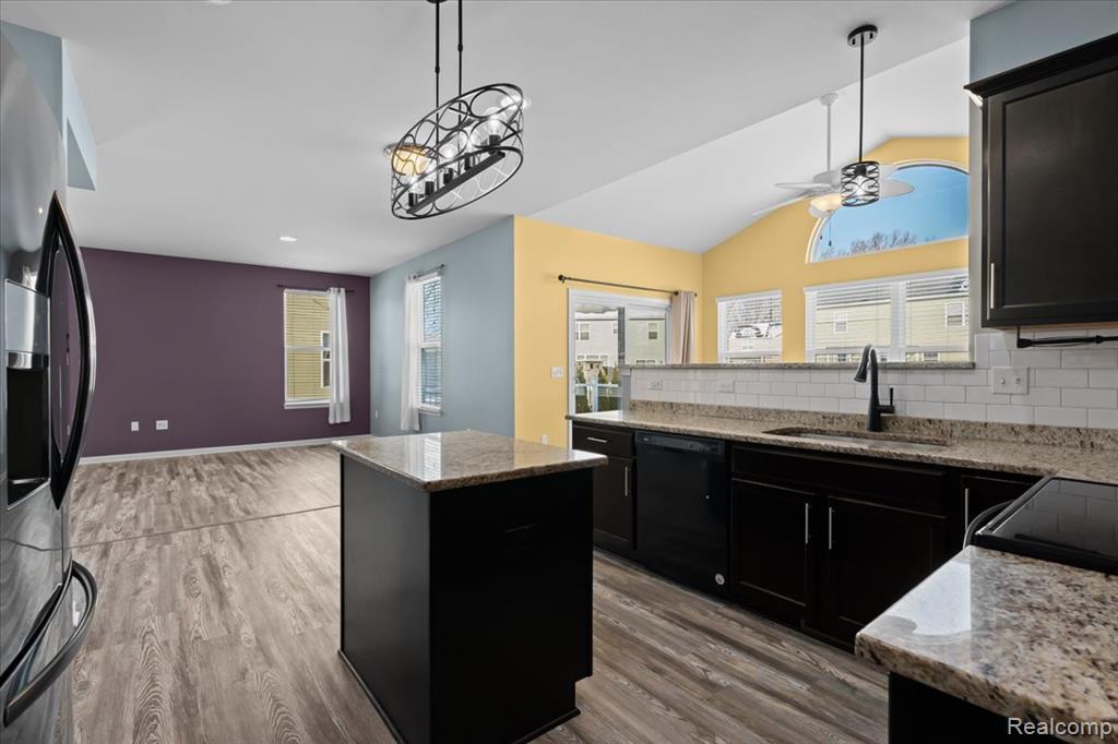 2226 Wood Lane, Howell, MI 48843 — Photo 12