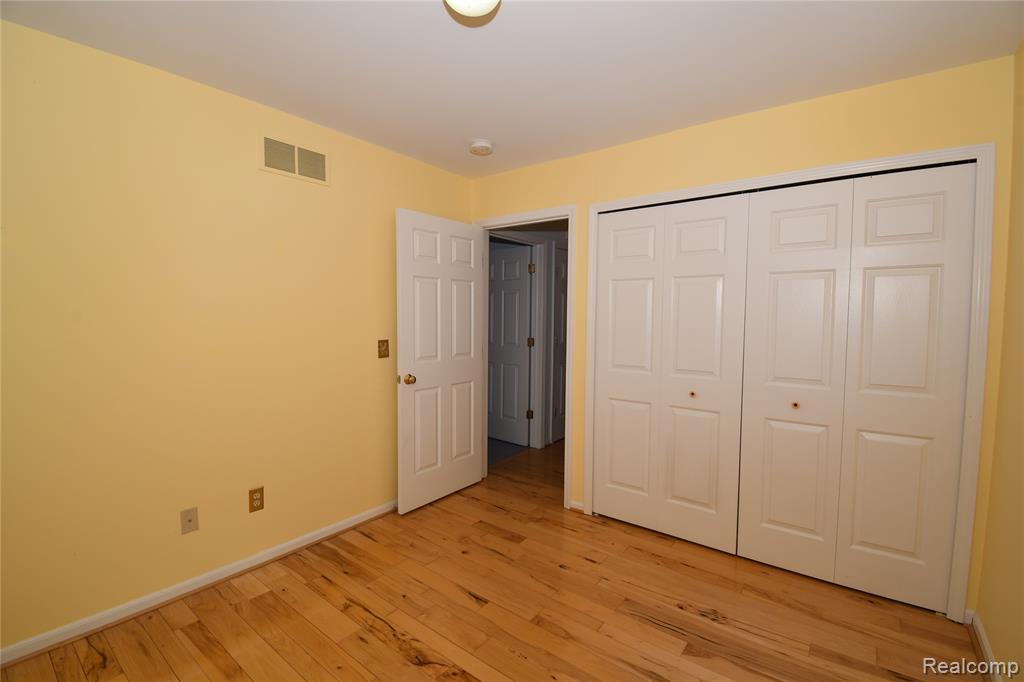 62310 Arlington Circle, 3, South Lyon, MI 48178 — Photo 9