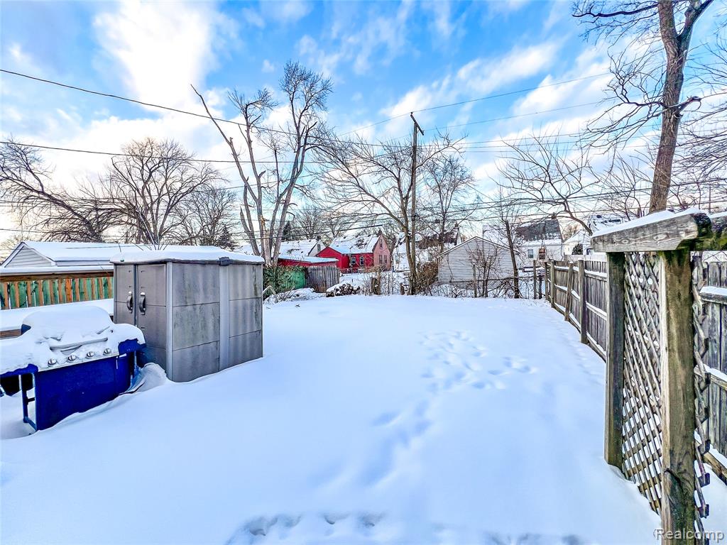 25646 Stanford Street, Dearborn Heights, MI 48125 — Photo 4