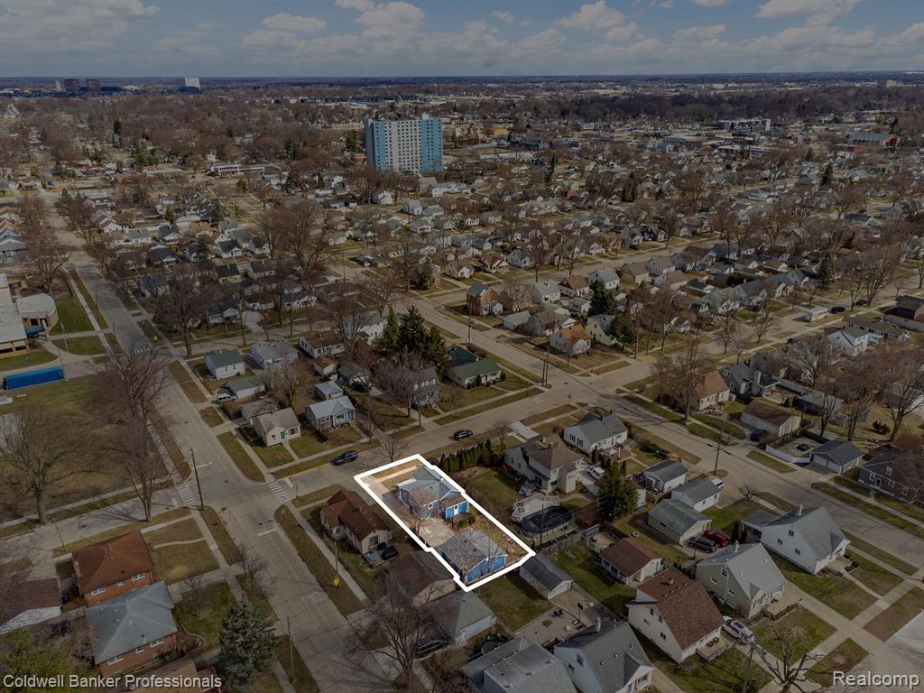 431 NAKOTA Street, Clawson, MI — Photo 32