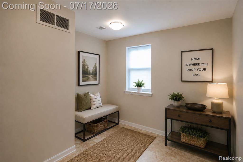 4625 Bradley Circle, Troy, MI 48085 — Photo 9