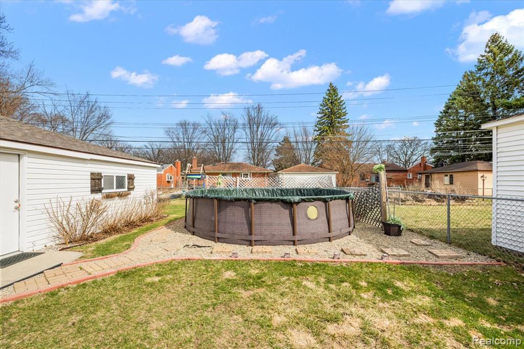 9364 Colorado Street, Livonia, MI 48150 — Photo 53