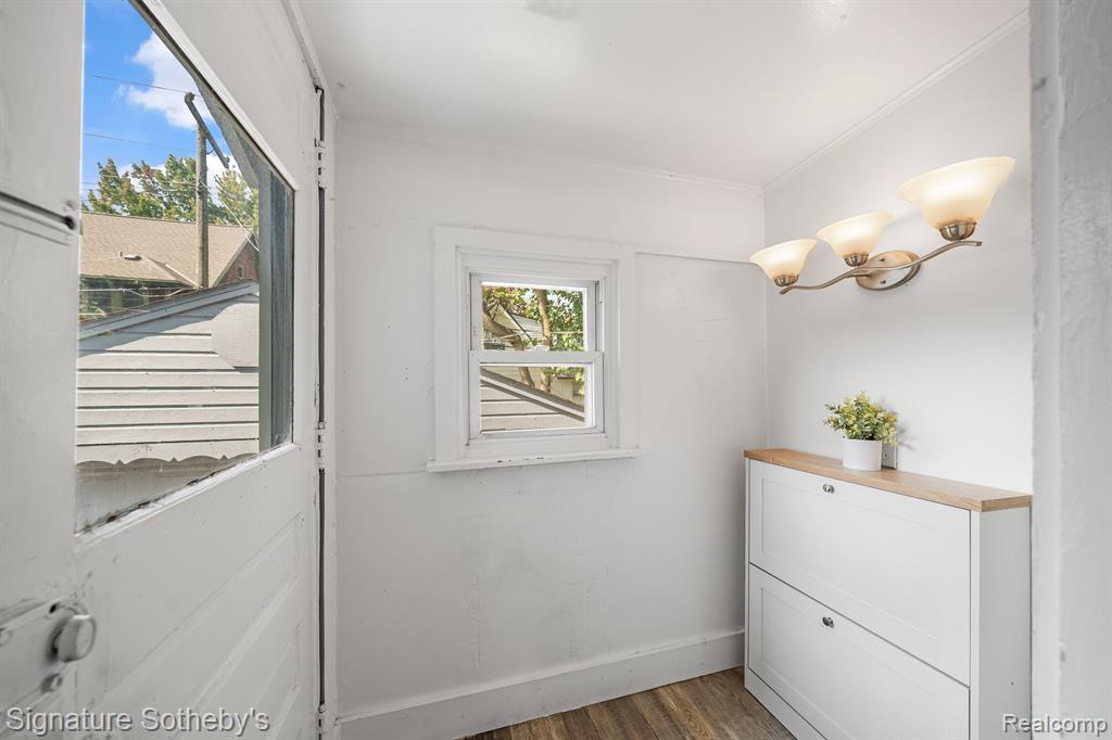 614 S PLEASANT Street, Royal Oak, MI 48067 — Photo 14