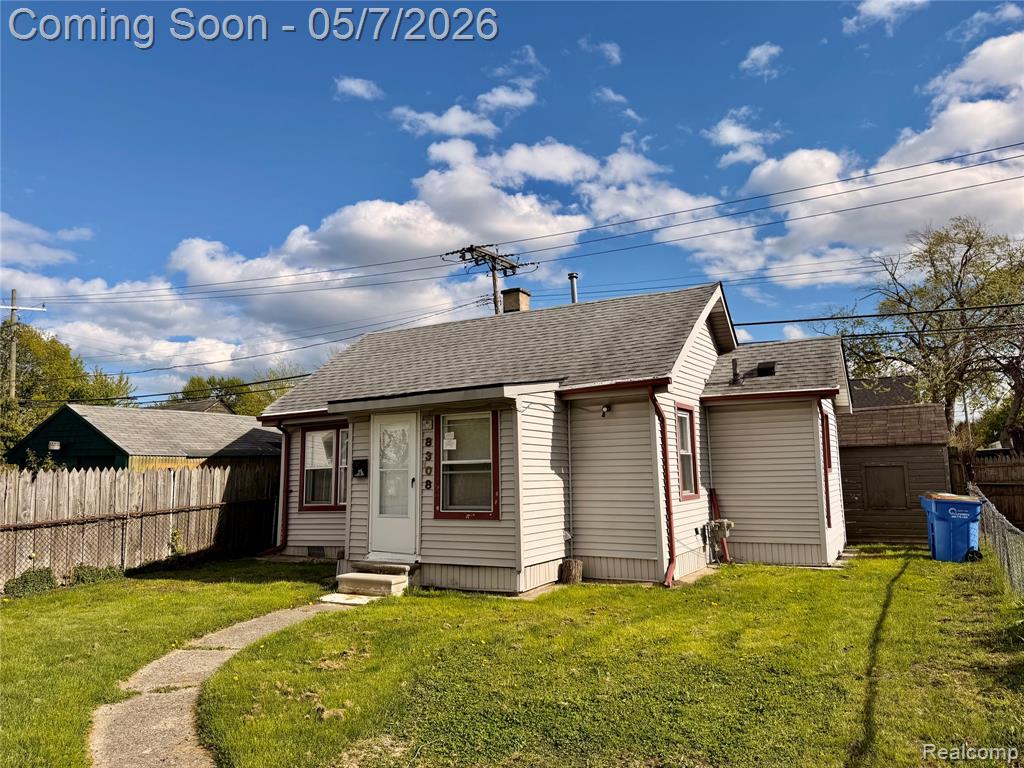 8308 Continental Avenue, Warren, MI 48089 — front exterior