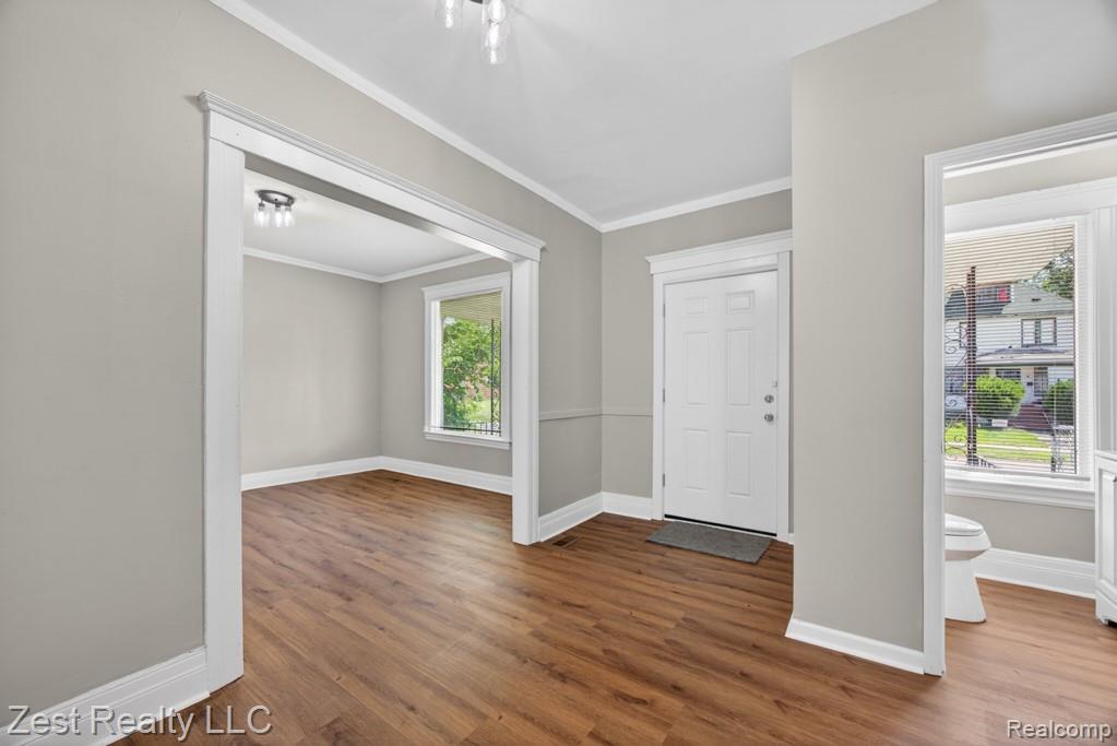 2525 Bewick Street, Detroit, MI 48214 — Photo 11