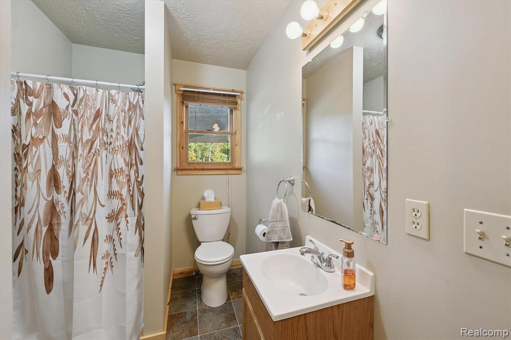 612 W Bath Road, Morrice, MI 48857 — Photo 26