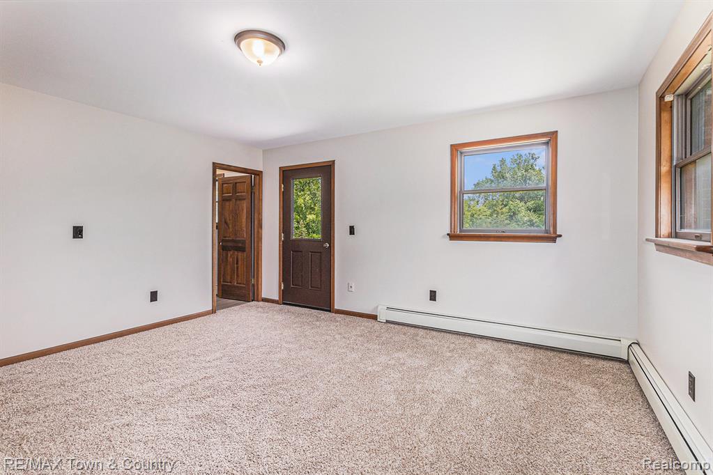 7346 Potter Road, Flushing, MI 48433 — Photo 16