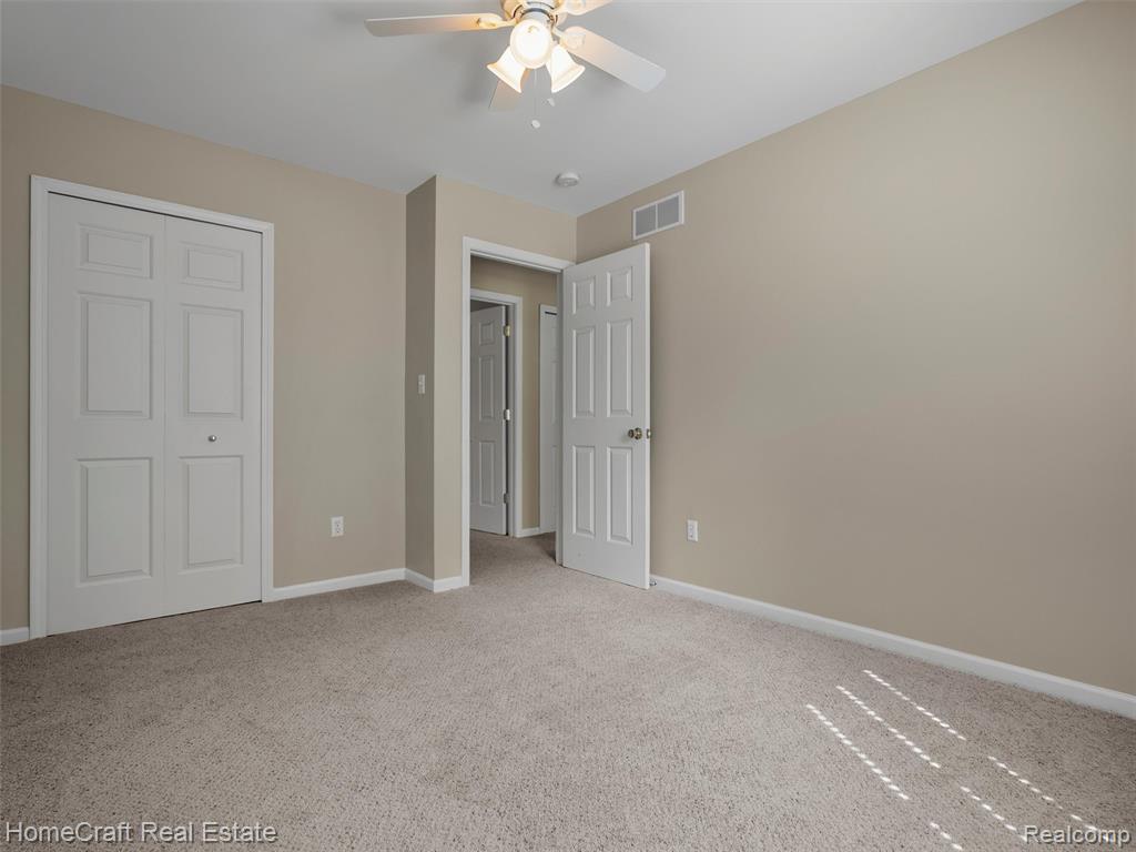 5930 FORESTAL Drive, Waterford, MI 48327 — Photo 26