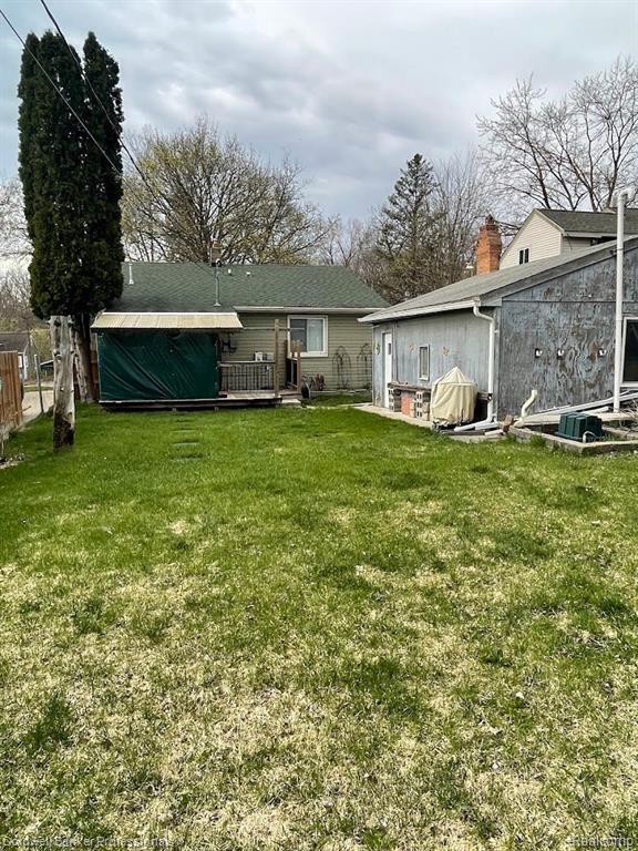 526 E GLASS Road, Ortonville, MI 48462 — Photo 3
