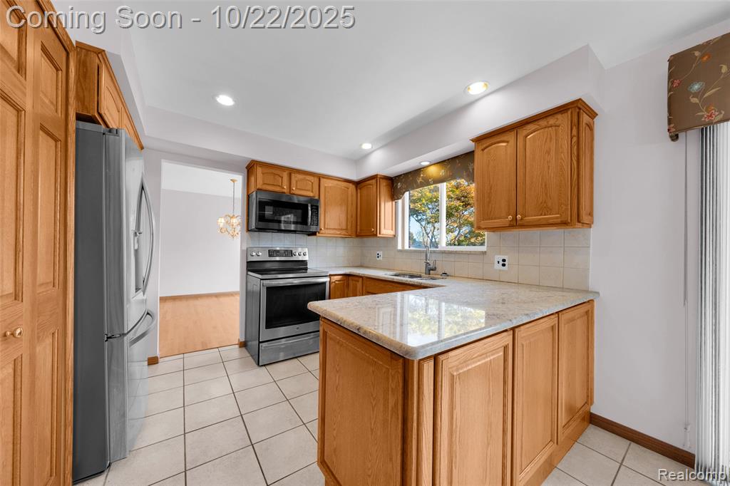 3996 Araby Court, Highland, MI 48356 — Photo 54