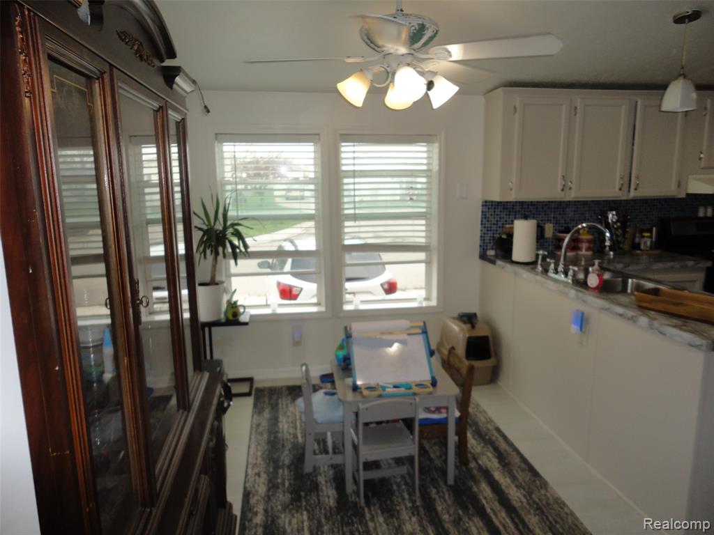 815 Jacobs Landing, Monroe, MI 48161 — Photo 9