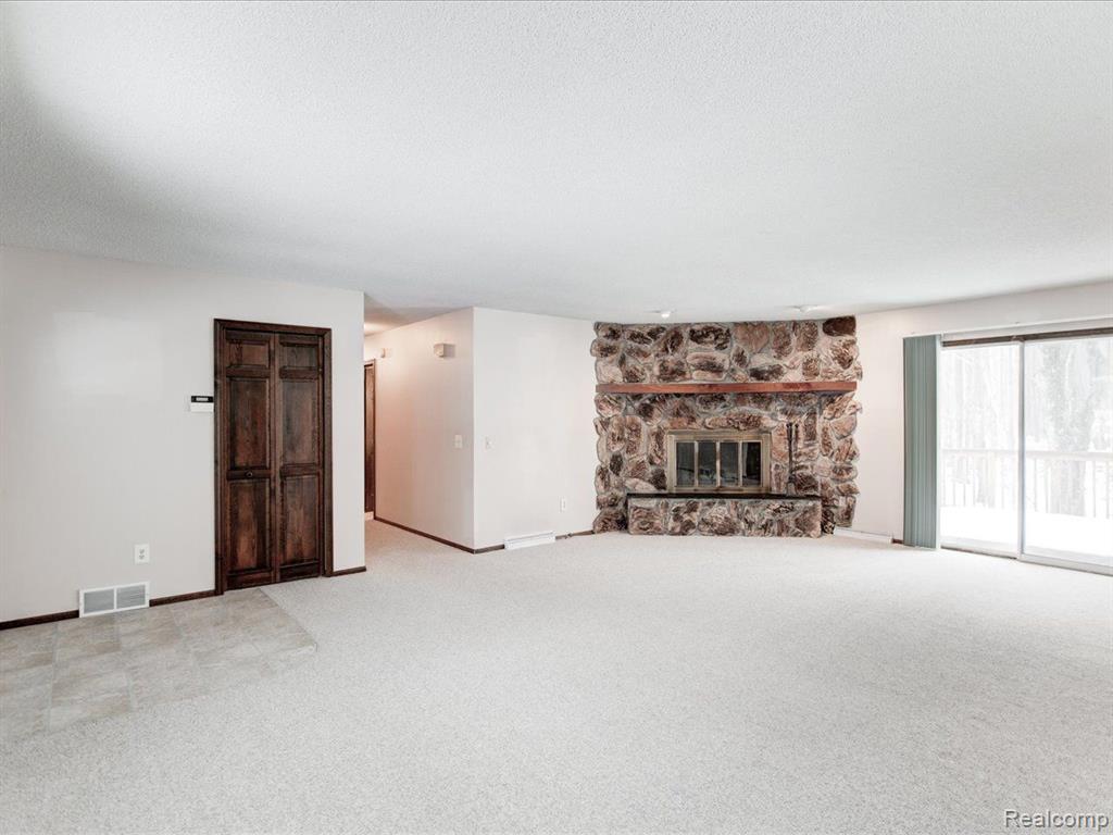 4445 W WATER Street, Port Huron, MI 48060 — Photo 6