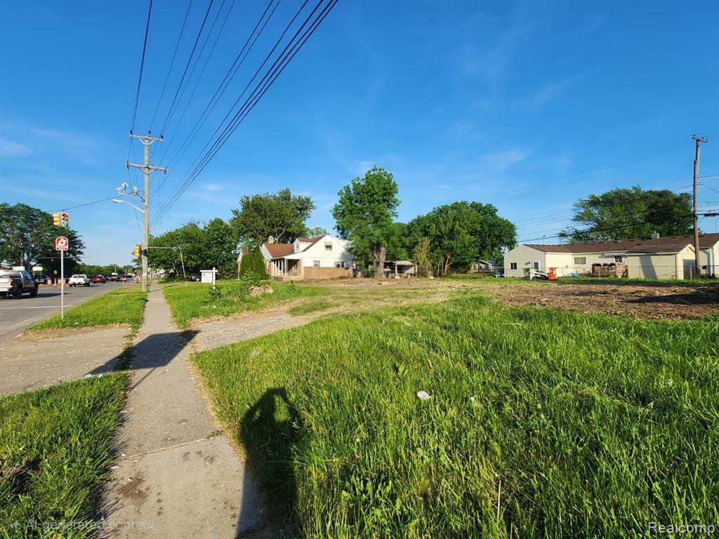 000 15 Mile Road Clintion Township, Clinton Twp, MI 48035
