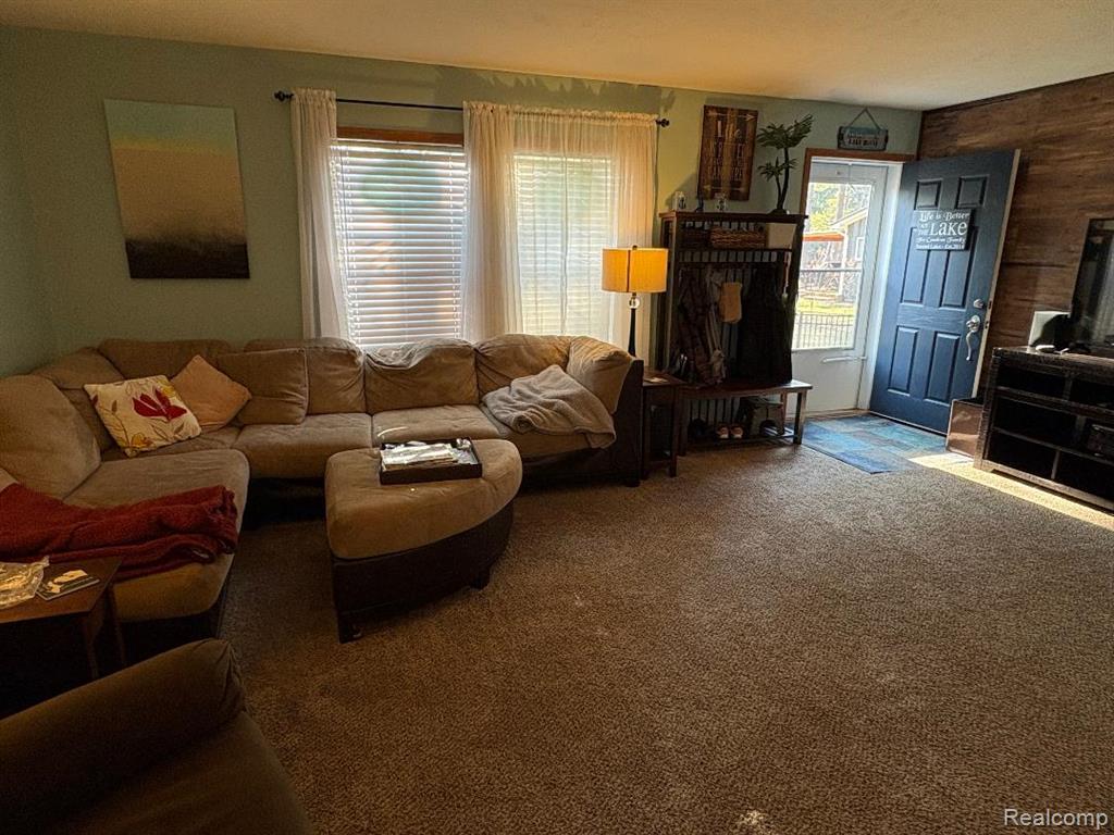 3615 Pinelands Point Road, Gladwin, MI 48624 — Photo 12
