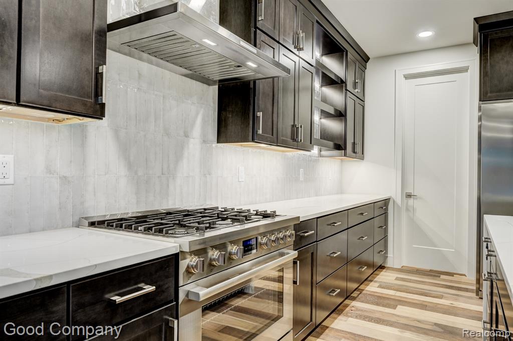812 Irving Avenue, Royal Oak, MI 48067 — Photo 25