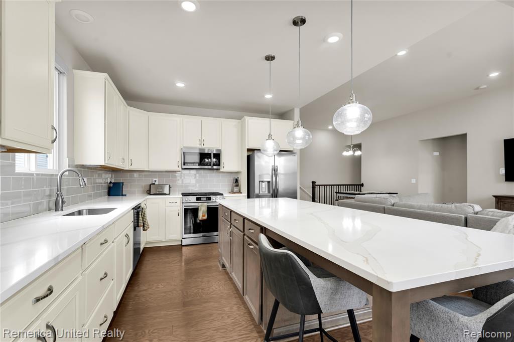 50222 Thatcher Street, Canton, MI 48188 — Photo 10