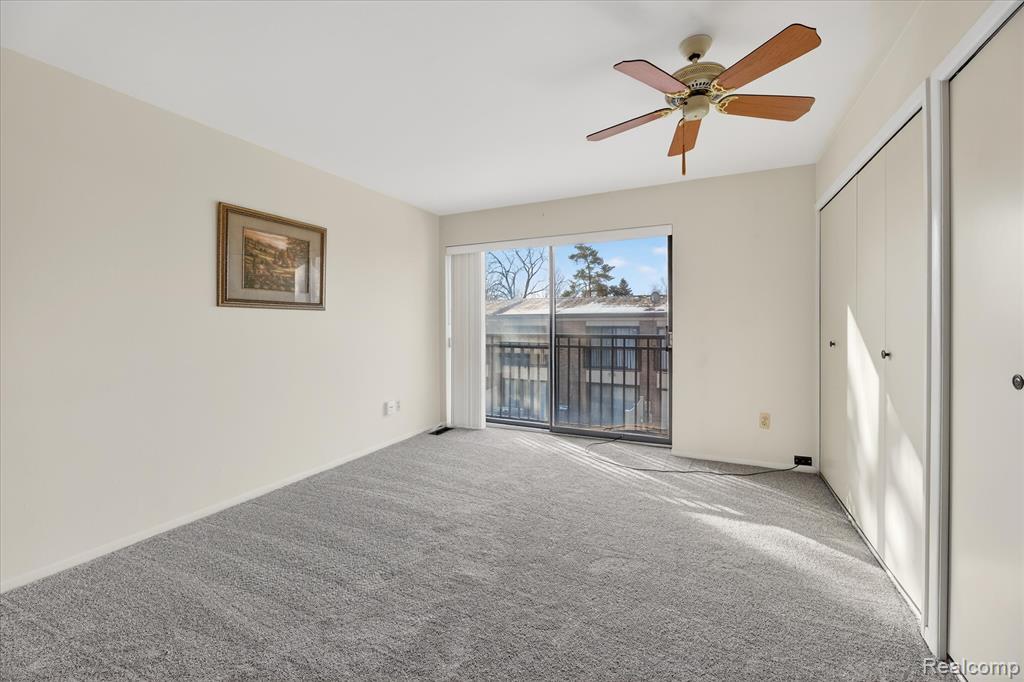 18268 University Park Drive, Livonia, MI, 48152