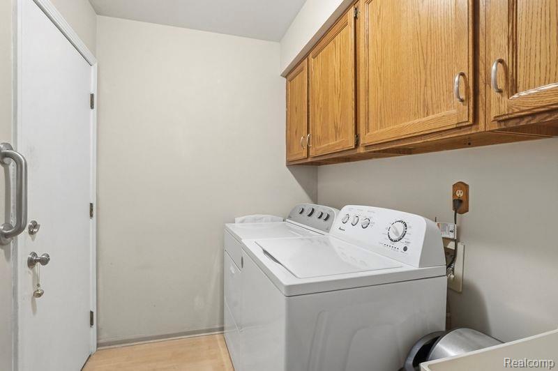 45530 Meadows Square, Macomb, MI 48044 — Photo 14