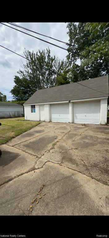 26307 Woodmont Street, Roseville, MI 48066 — Photo 2