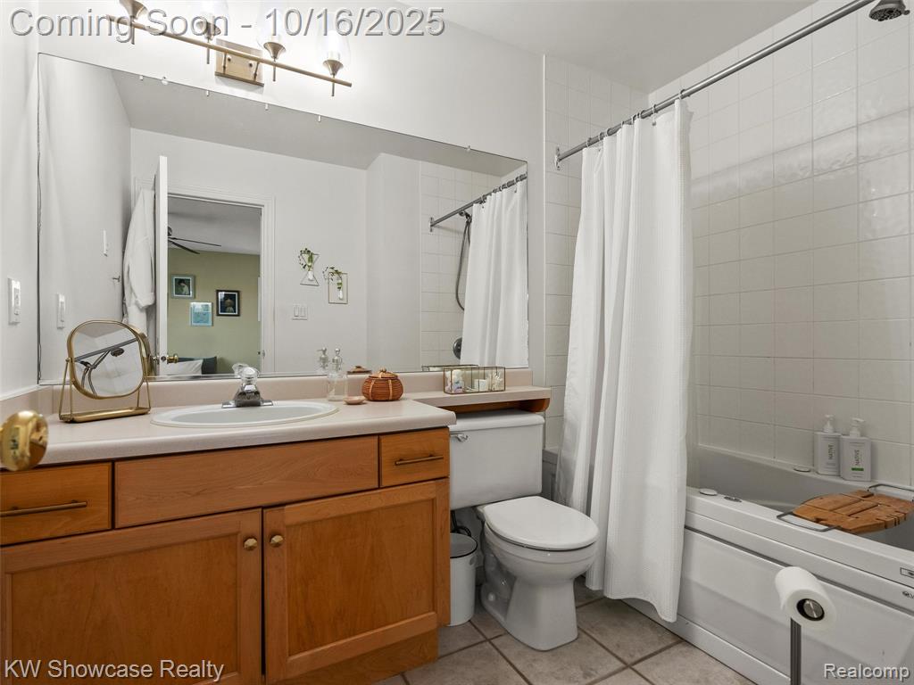 1053 Bluestem Lane, Ann Arbor, MI 48103 — Photo 25