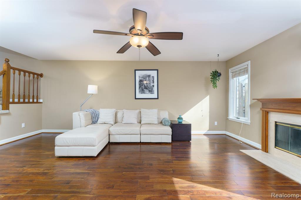 42033 SARATOGA Circle, Canton, MI 48187 — Photo 6