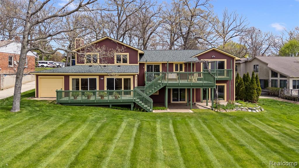 2745 Lari Court, West Bloomfield, MI 48324 — Photo 34