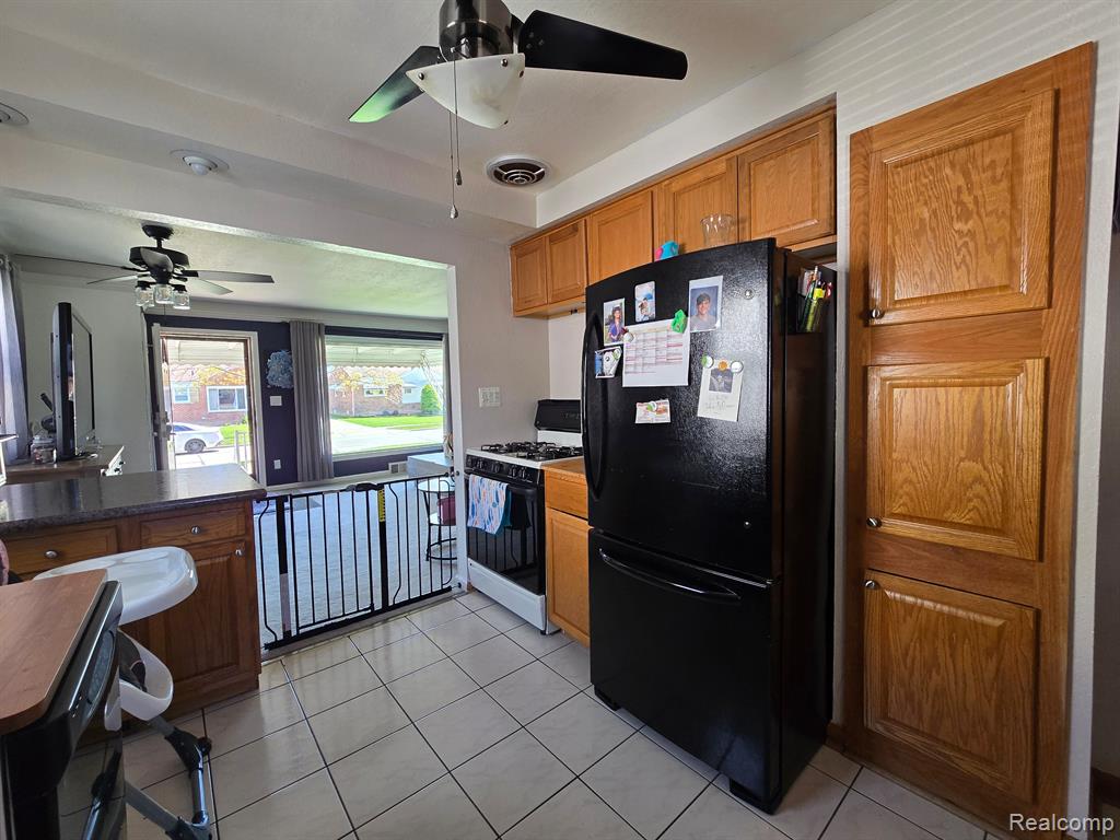 6457 BURNLY Street, Garden City, MI — Photo 9
