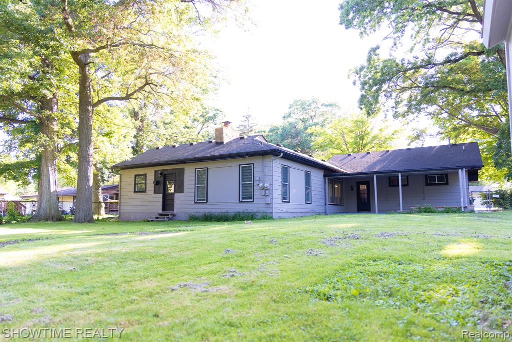 45626 Wakefield Street, Shelby Twp, MI 48317 — Photo 29