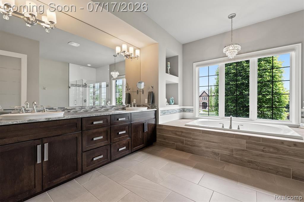 602 Wellington Circle, Rochester Hills, MI 48309 — Photo 20