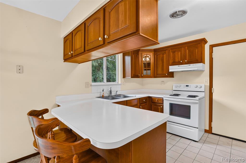 16955 English Road, Manchester, MI 48158 — Photo 9