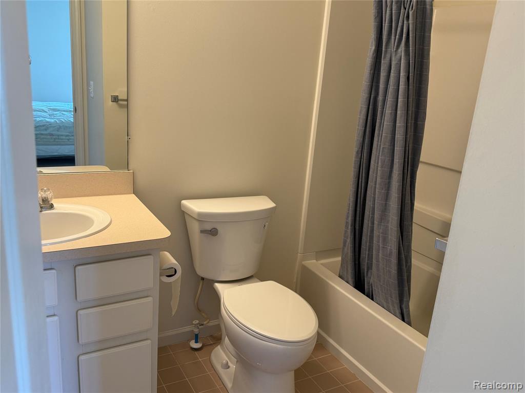 9066 Newport Way, 11, Livonia, MI 48150 — Photo 14