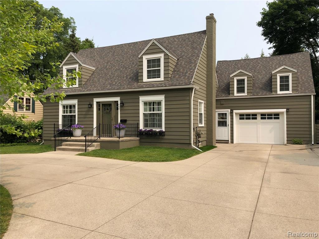 950 W LINCOLN Street, Birmingham, MI 48009 — front exterior
