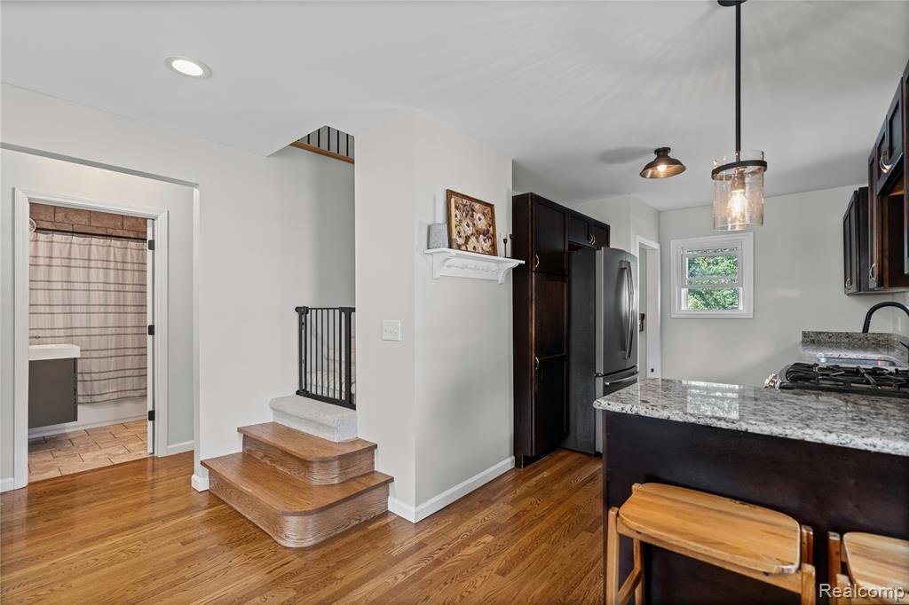 872 W Silver Lake Road, Fenton, MI 48430 — Photo 28