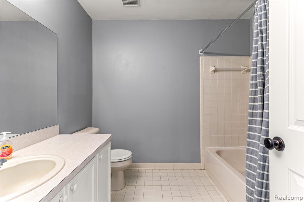 48578 Wildrose Drive, Canton, MI 48187 — Photo 30