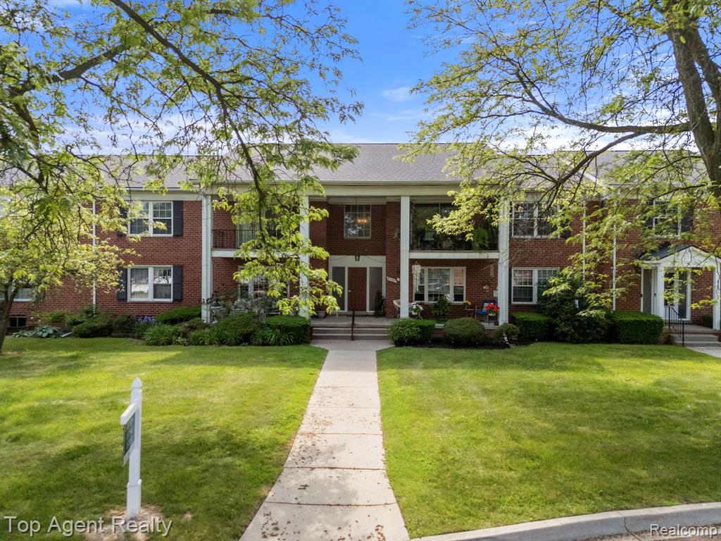 27557 W Echo Valley, 153, Farmington Hills, MI 48334 — Photo 45