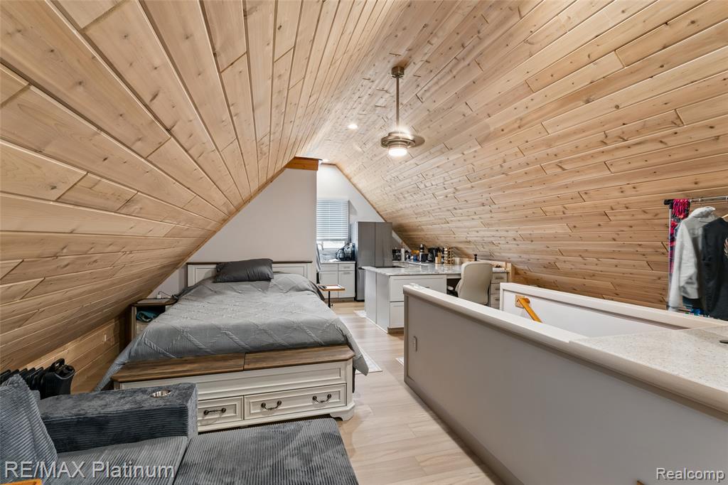 3154 PONEMAH Drive, Fenton, MI 48430 — Photo 31