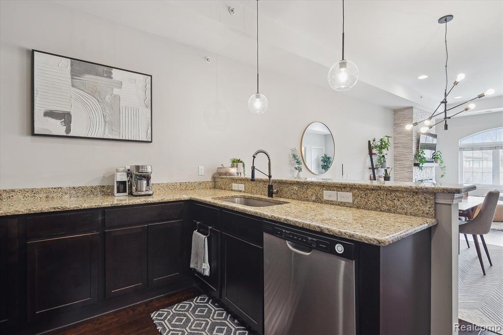 5559 ARBOR CHASE Drive, Ann Arbor, MI 48103 — Photo 12