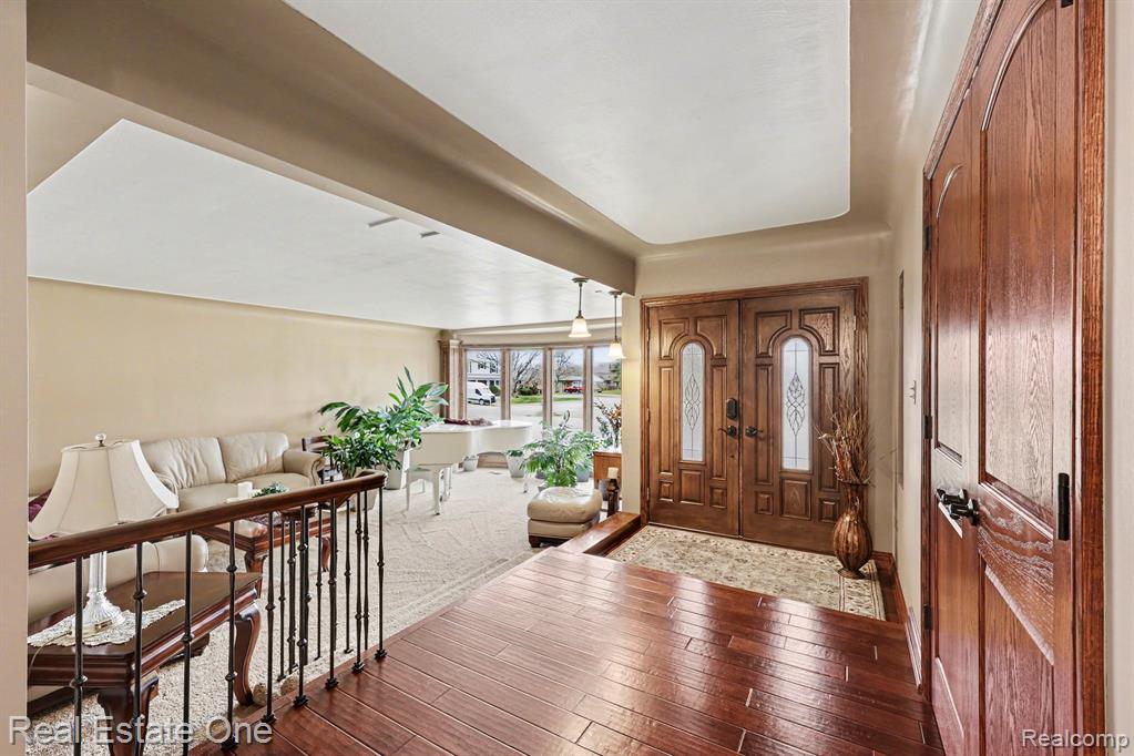 55689 Nocturne Court, Shelby Twp, MI 48316 — Photo 8
