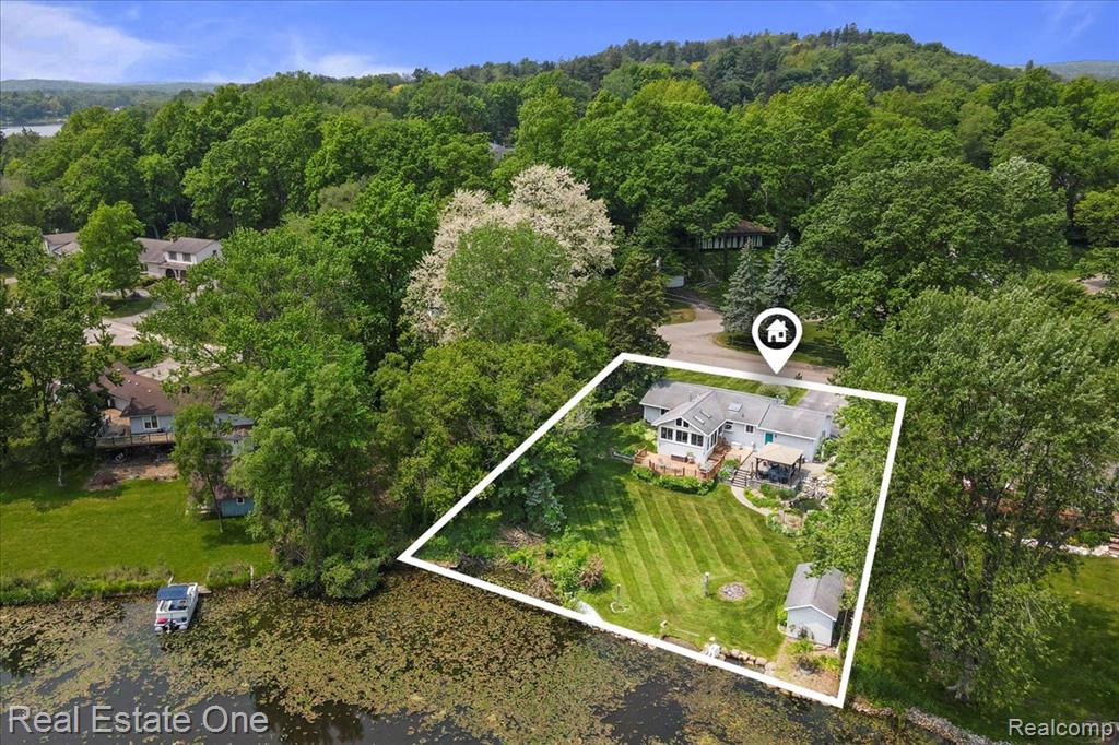 5900 Wellington Drive, Clarkston, MI — Photo 42