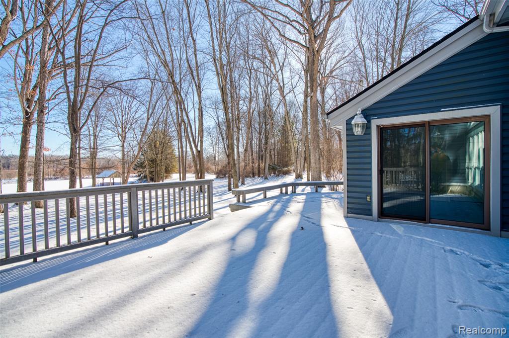 9800 Roberts Road, Gregory, MI 48137 — Photo 17