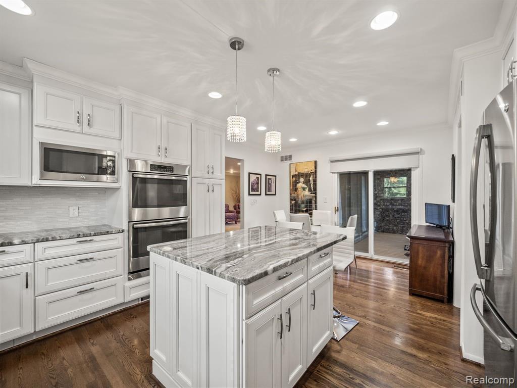 4410 KNIGHTSBRIDGE Lane, West Bloomfield, MI 48323 — Photo 10