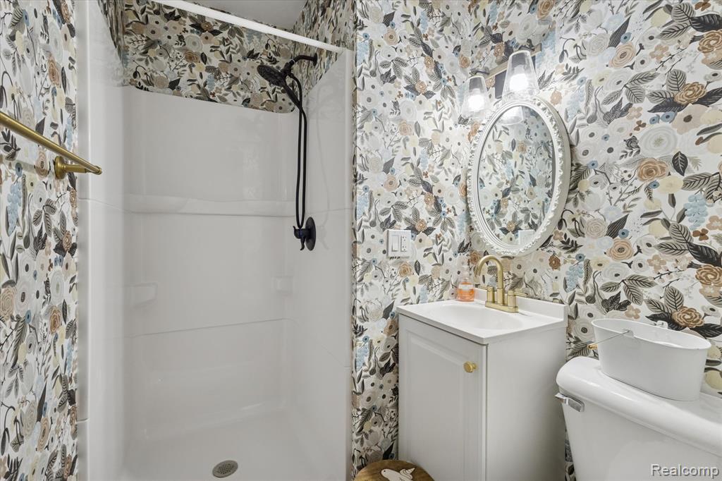 2037 128th Avenue, Hopkins, MI 49328 — Photo 8