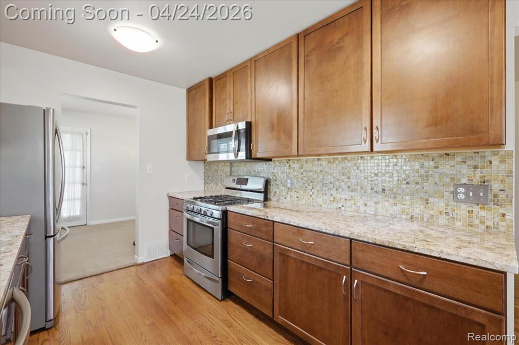 13111 Northfield Boulevard, Oak Park, MI 48237 — Photo 12