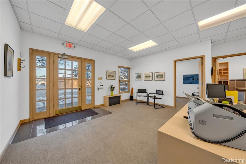 907 W 14 Mile Road, Clawson, MI — Photo 9
