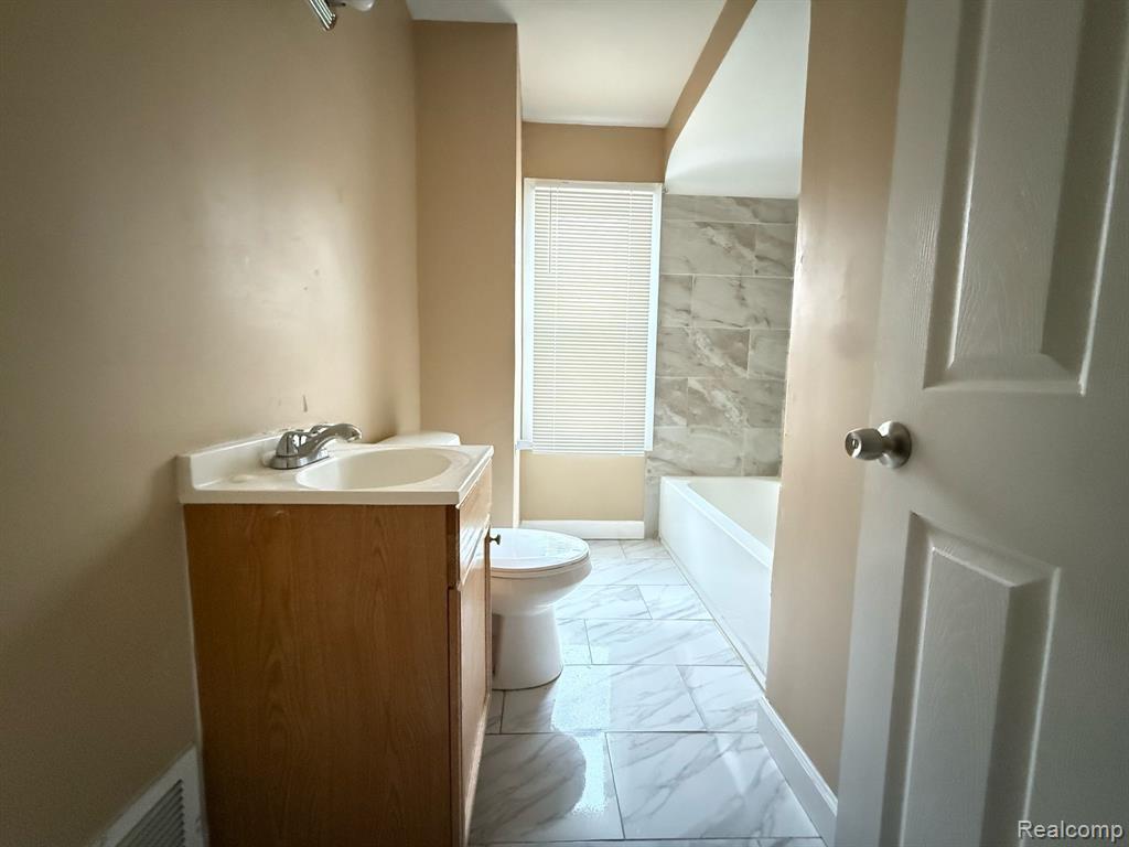 9375 PIERSON Street, Detroit, MI, 48228