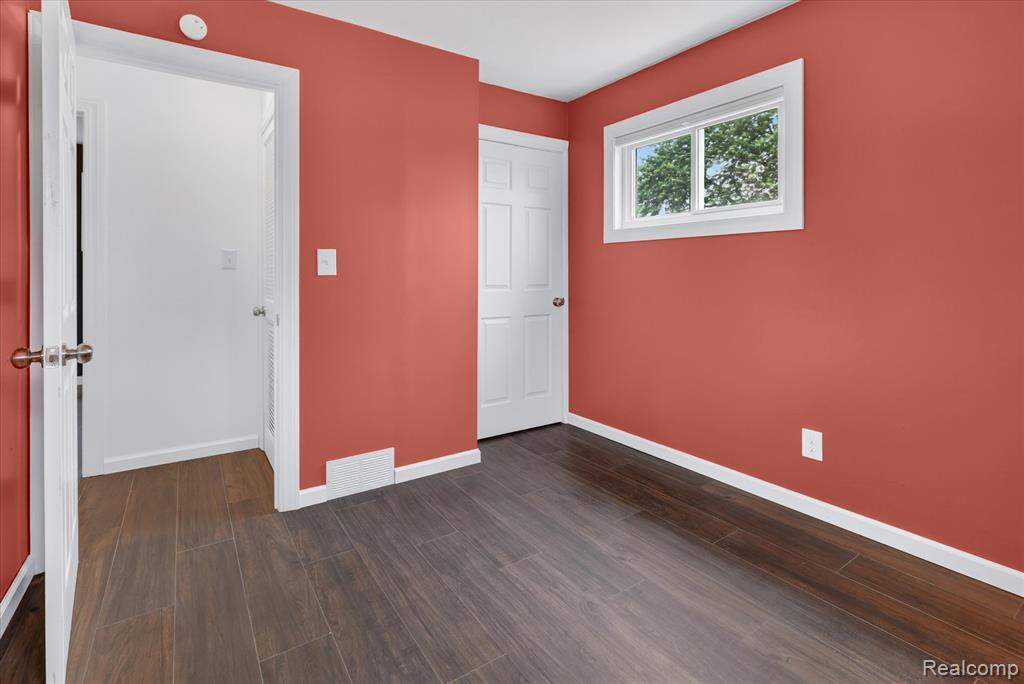 18514 Ray Street, Riverview, MI 48193 — Photo 16