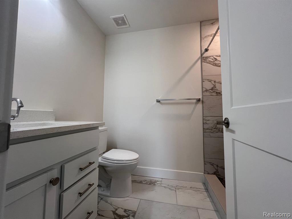397 E BRECKENRIDGE UNIT 102 Street, Ferndale, MI 48220 — Photo 11