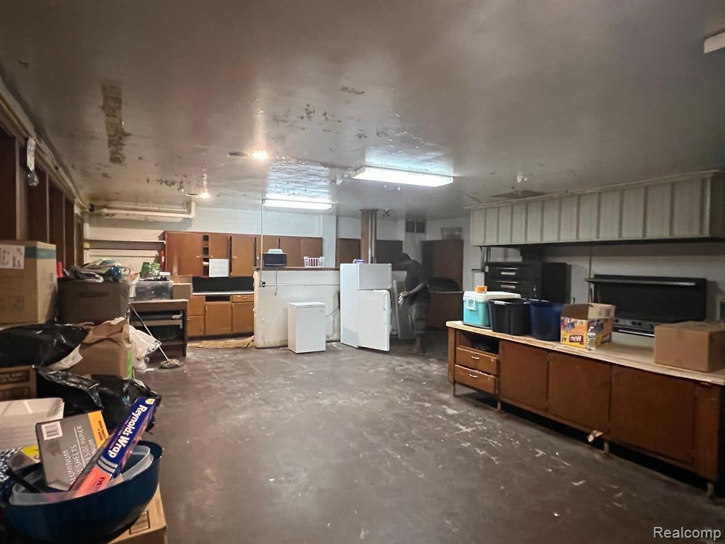 14141 FORDHAM Street, Detroit, MI 48205 — Photo 9