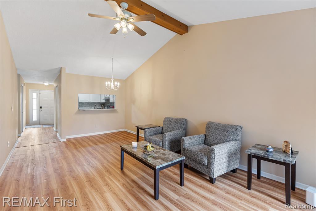 41450 AMBERCREST Drive, Sterling Heights, MI 48314 — Photo 3