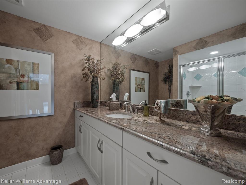 18328 Clairmont Circle E, Northville, MI 48168 — Photo 42